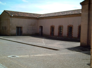 ENTRADA GIMNASIO